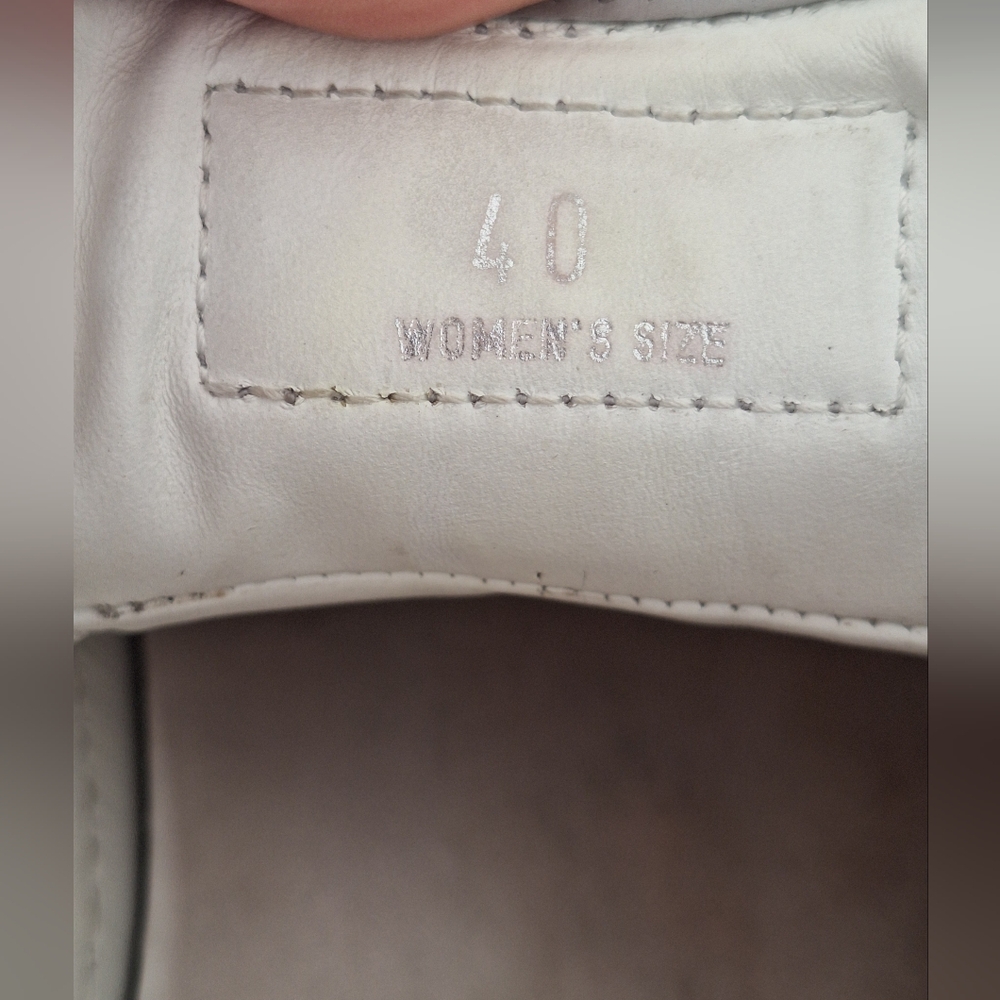 Tod's‎ Gray and White Leather Sneakers Size 40/9.5 -10 US - Picture 6 of 6